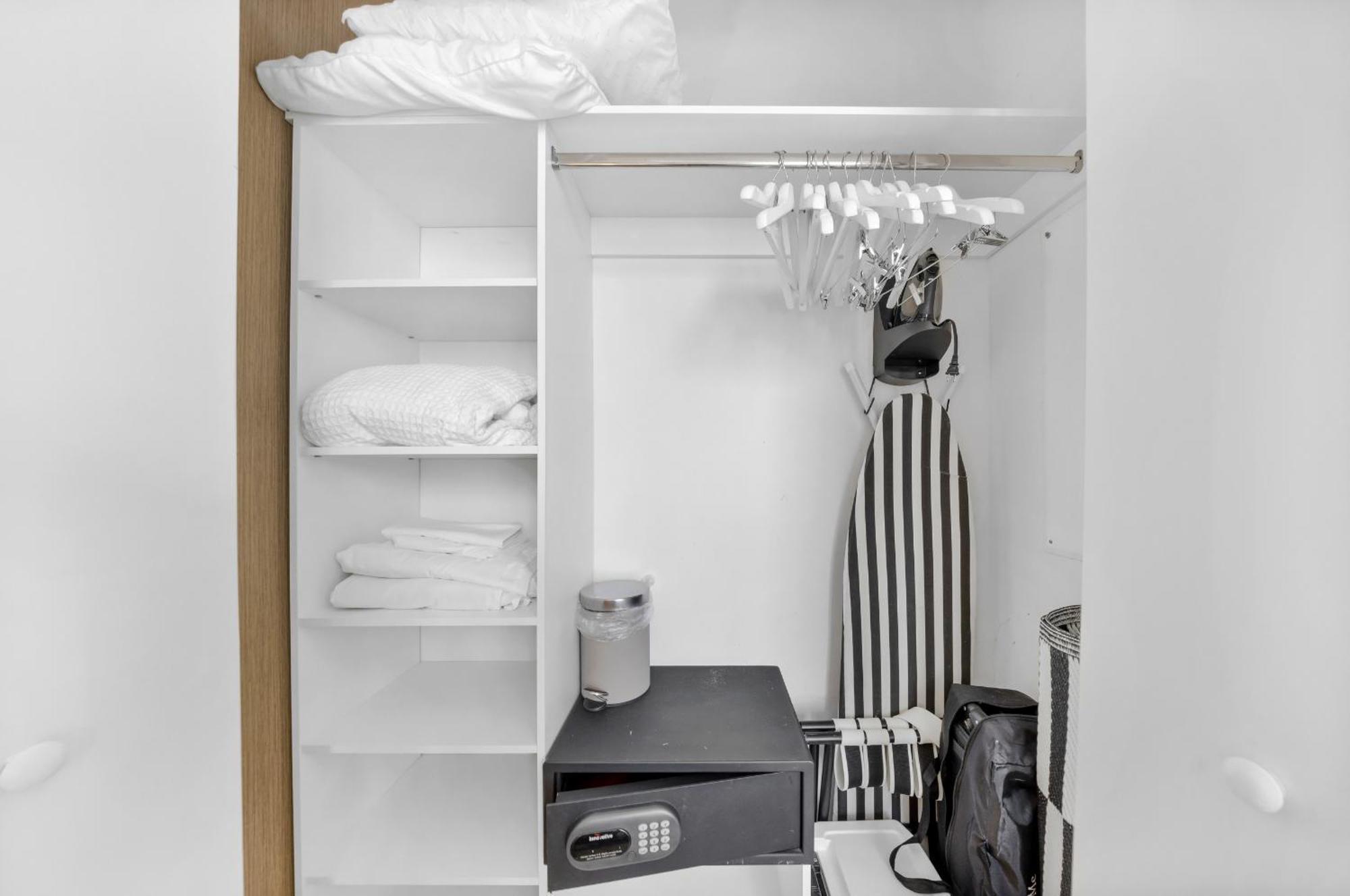 Wake Up To The Sound Of Waves In A Stylish Condo In A Luxury Resort Χόλιγουντ Εξωτερικό φωτογραφία